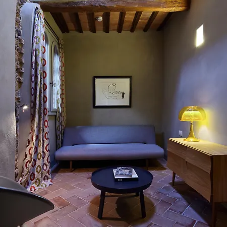 Palazzetto Rosso - Art 3*