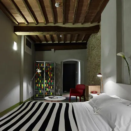 Palazzetto Rosso - Art Hotell
