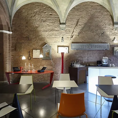 Palazzetto Rosso - Art Hotel Siena