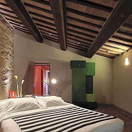 Palazzetto Rosso - Art Hotel